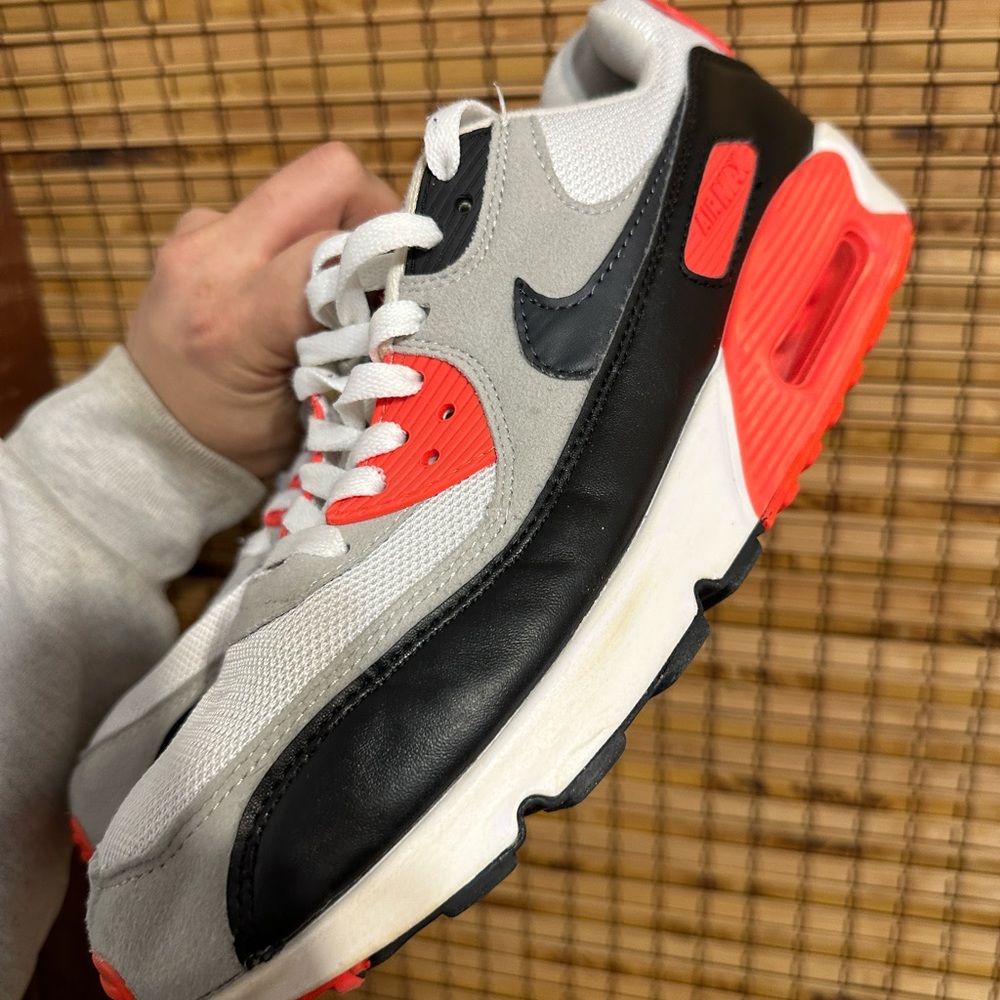 Air Max 90s - Picture 5 of 5
